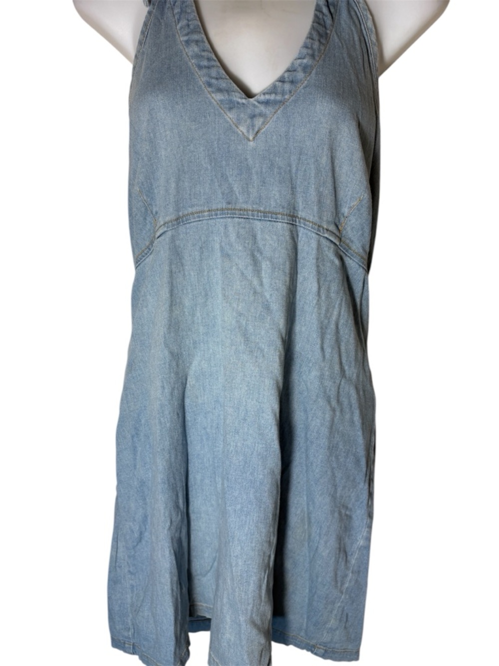 Denim Halter Mini Dress 💙 Y2K Vibes Size M - Picture 2 of 6